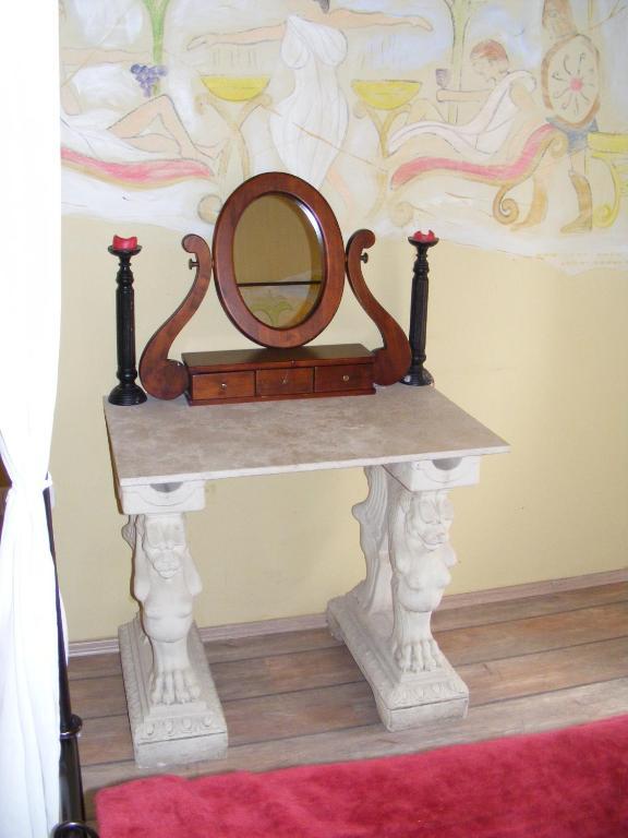 Don Quijote Koezepkori Panzio Es Etterem * Lenti